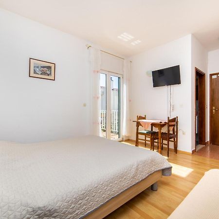 גראדאץ Apartments Slavena מראה חיצוני תמונה