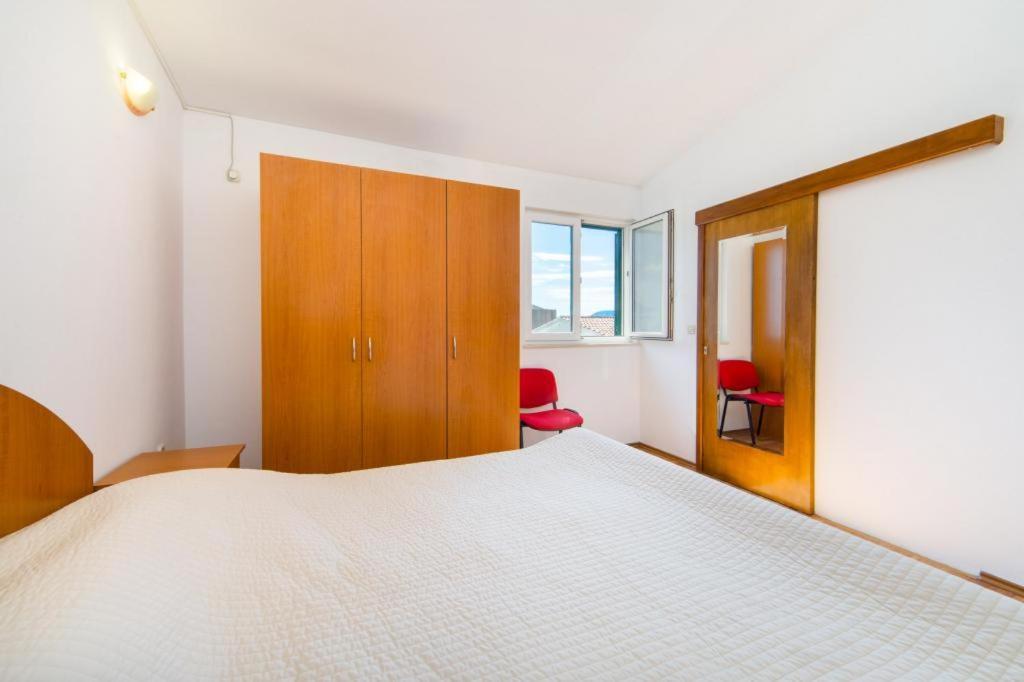 גראדאץ Apartments Slavena מראה חיצוני תמונה