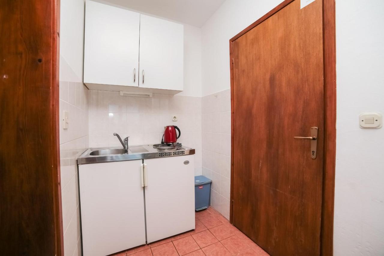 גראדאץ Apartments Slavena מראה חיצוני תמונה