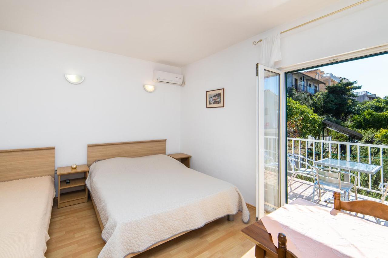 גראדאץ Apartments Slavena מראה חיצוני תמונה