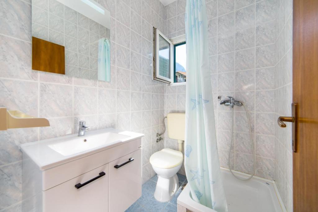 גראדאץ Apartments Slavena מראה חיצוני תמונה