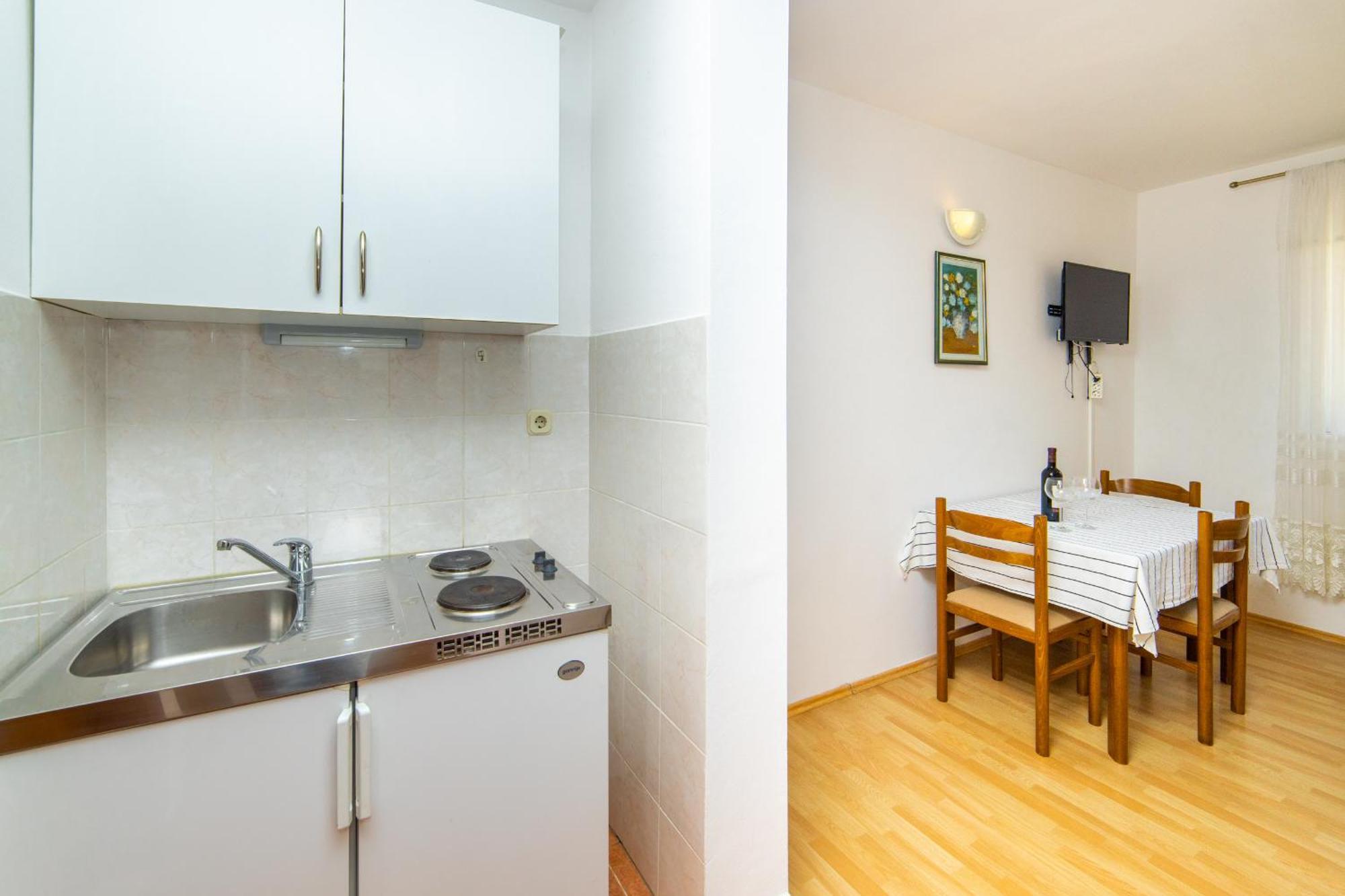 גראדאץ Apartments Slavena מראה חיצוני תמונה
